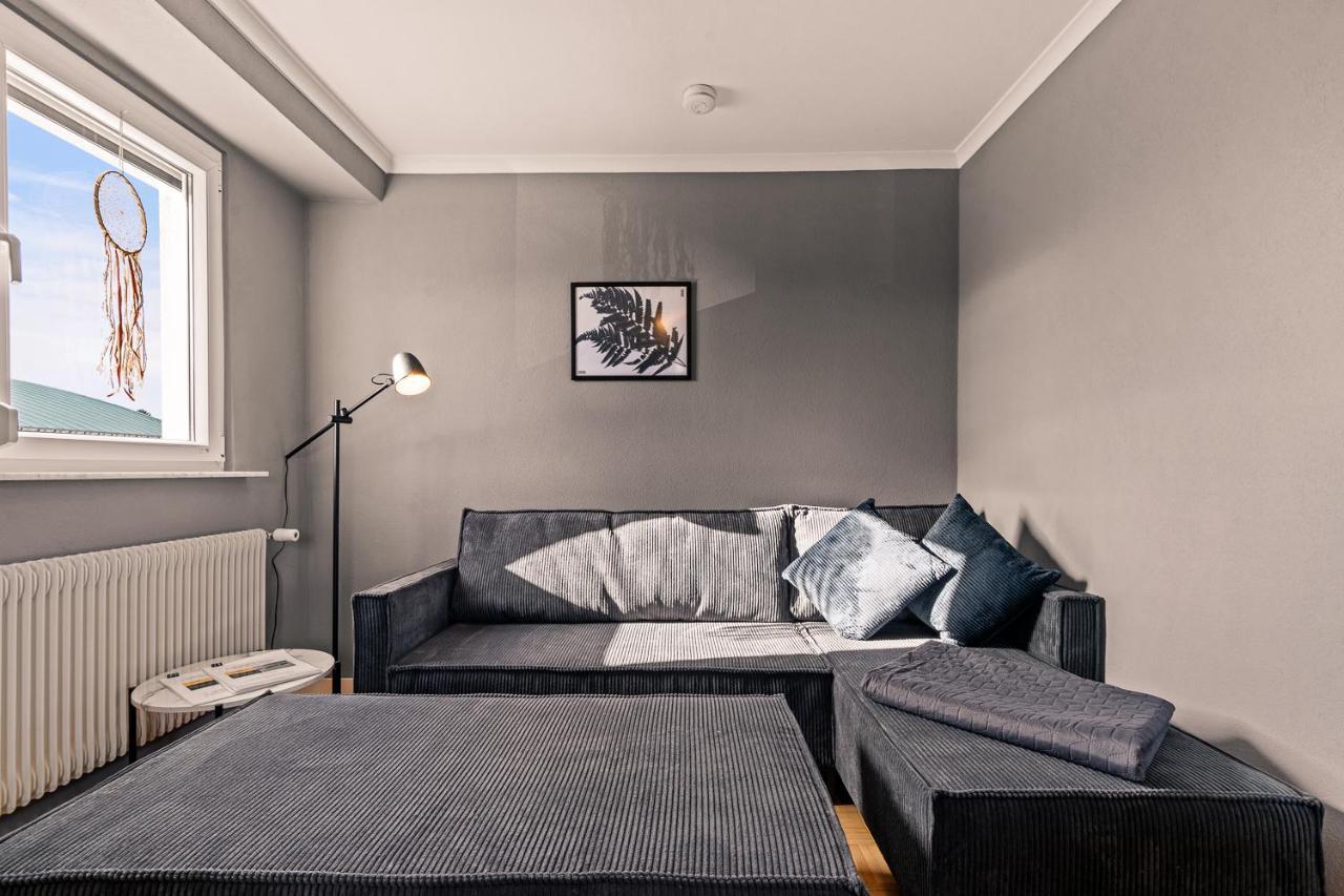 Apartment Fuer Bis Zu 6 Personen Mit Terrasse Und Klima Friedrichshafen Exterior foto