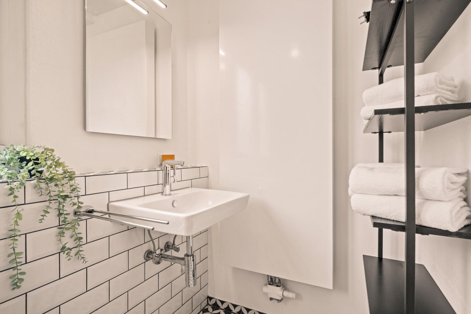 Apartment Fuer Bis Zu 6 Personen Mit Terrasse Und Klima Friedrichshafen Exterior foto